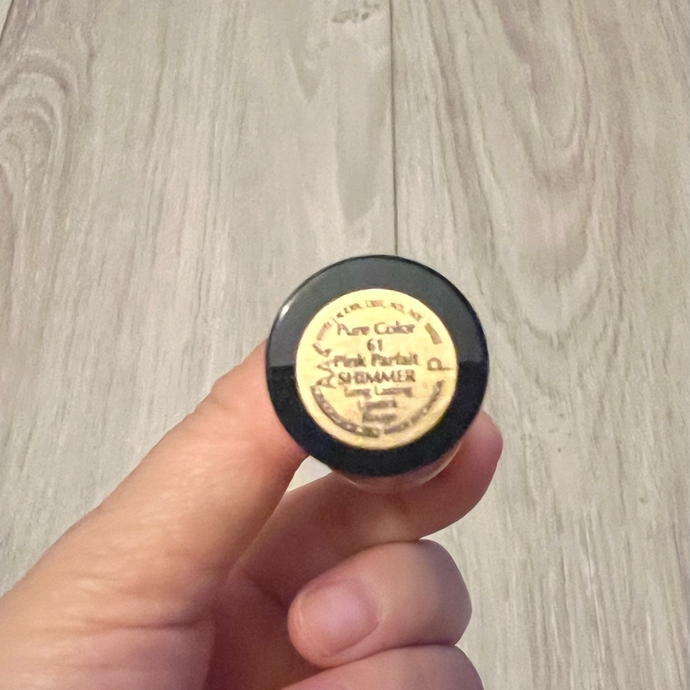 (New) Estee Lauder Lipstick 61 Pink Parfait (Shimmer), Lisa Perry Edition - Picture 6 of 6